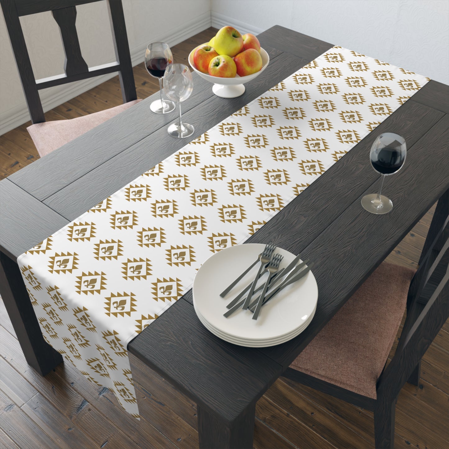 Fleur de Lis Table Runner (Cotton, Poly)